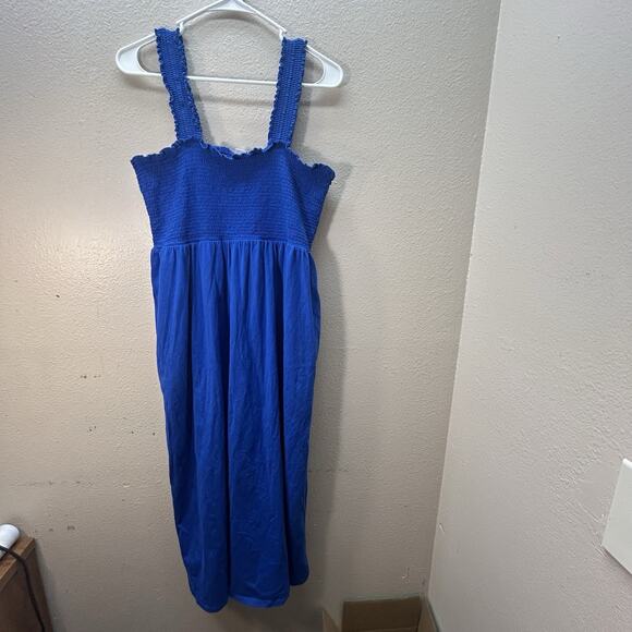 Old Navy Maxi Dress Sz XL Smocked Sleeveless Tiered Pockets Casual Sundress - Picture 1 of 6
